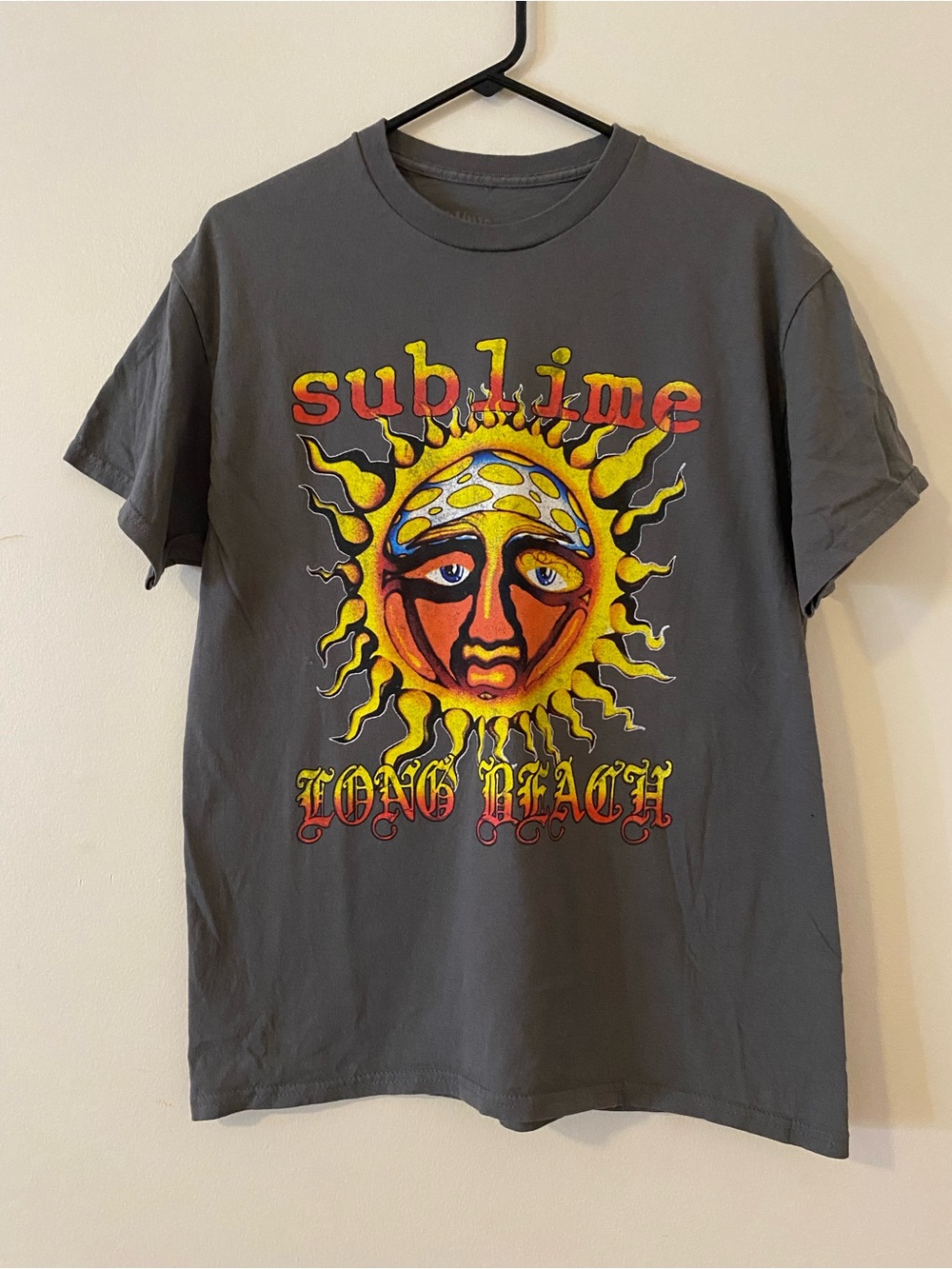Sublime 100% cotton Long Beach Sun Graphic Tee - Charcoal